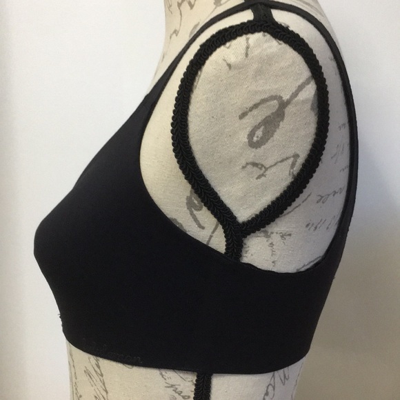 Lululemon Like Nothing Bra Sz 34D Black - Picture 7 of 9